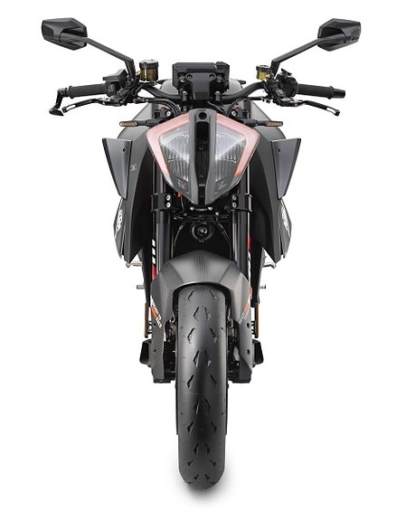 KTM 1290 Super Duke RR 10 of 15