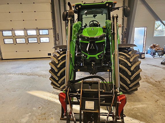 Deutz Fahr 6135C TTV 3 of 4