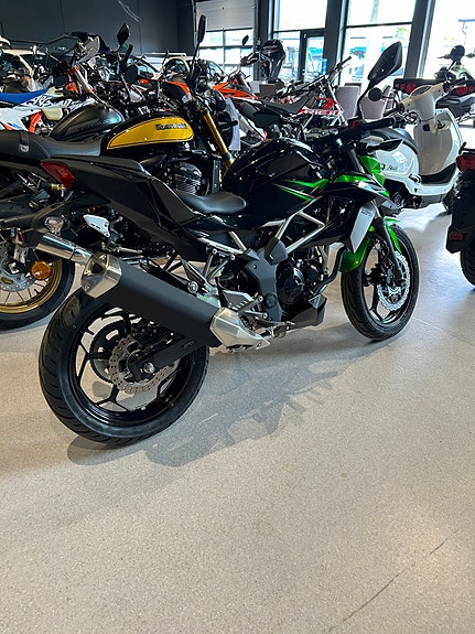 Kawasaki Z 125 3 of 3