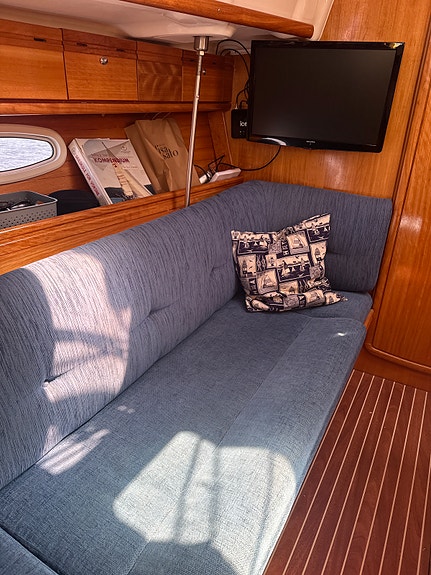 Ferieklar, vakker, velholdt Bavaria Cruiser 37 seilbåt 5 of 5