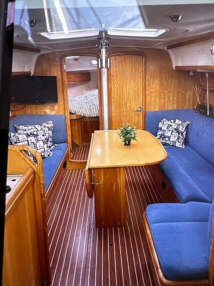 Ferieklar, vakker, velholdt Bavaria Cruiser 37 seilbåt 2 of 5