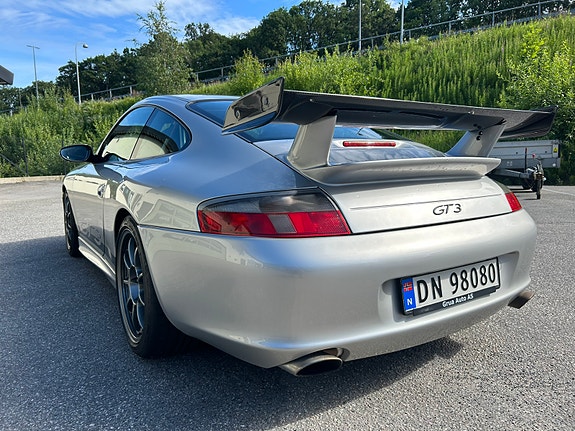 Porsche 911 9 of 23