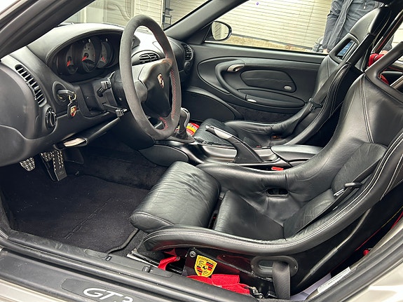 Porsche 911 17 of 23