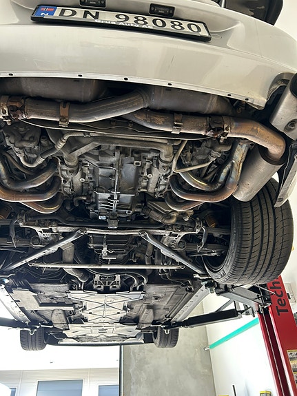 Porsche 911 15 of 23