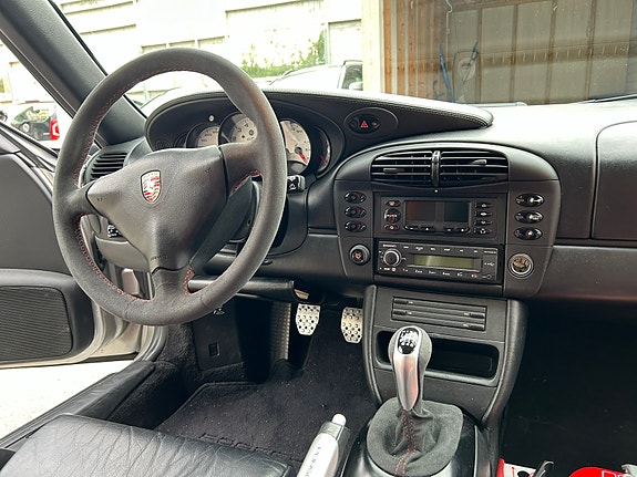 Porsche 911 20 of 23