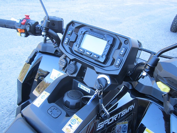 Polaris Sportsman X2 570 EPS LE 9 of 11