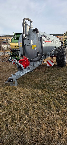 Pichon TCI 8100LTR Vakum gjødselvogn