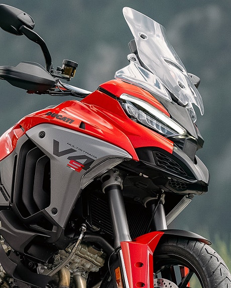 Ducati Multistrada V4 S 11 of 14