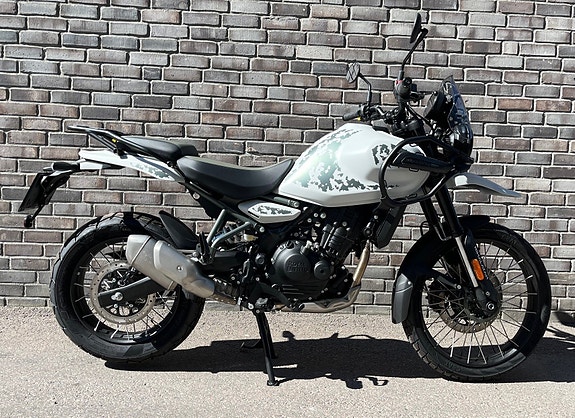 Royal Enfield Himalayan 452 12 of 13