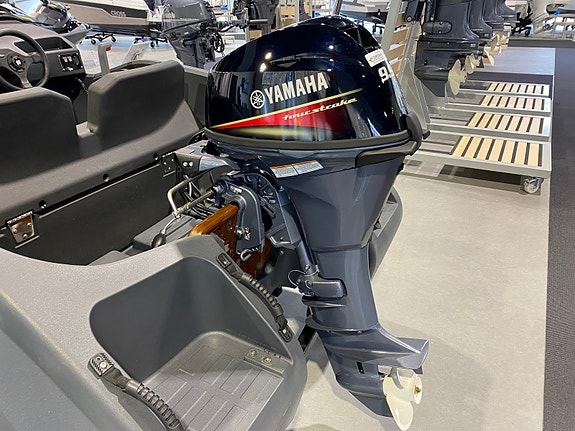 PIONER GO MED YAMAHA F9,9 HEL SPORT -2025 MOD. -NYHET, SUPER UNGDOMSBÅT! 7 of 10