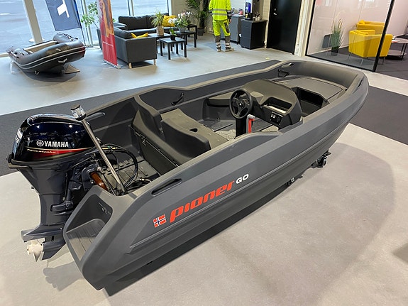 PIONER GO MED YAMAHA F9,9 HEL SPORT -2025 MOD. -NYHET, SUPER UNGDOMSBÅT! 4 of 10