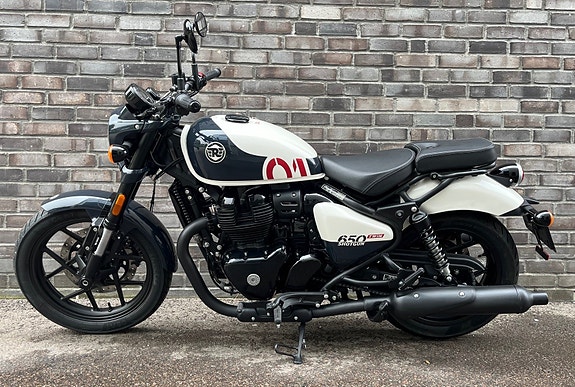Royal Enfield Shotgun 650 10 of 15