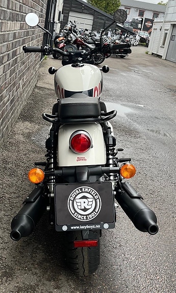 Royal Enfield Shotgun 650 8 of 15