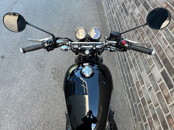 Royal Enfield Interceptor 650 9 of 11