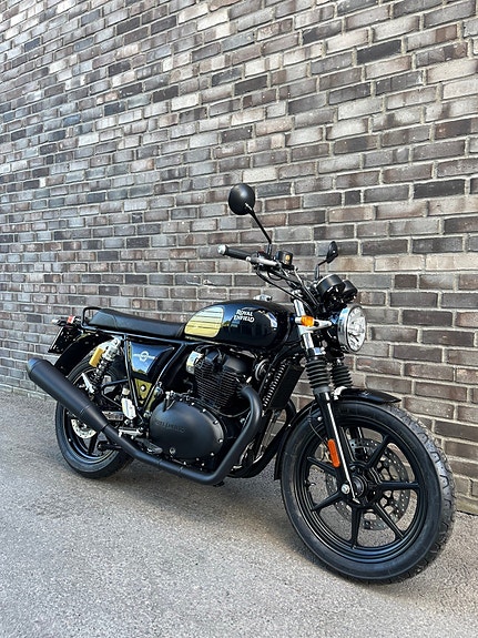 Royal Enfield Interceptor 650 3 of 5