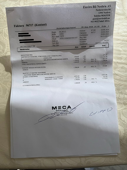 Peugeot 208 27 of 30
