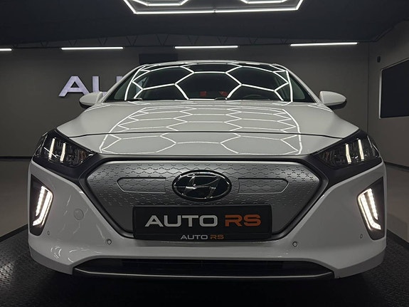 Hyundai IONIQ 2 of 23