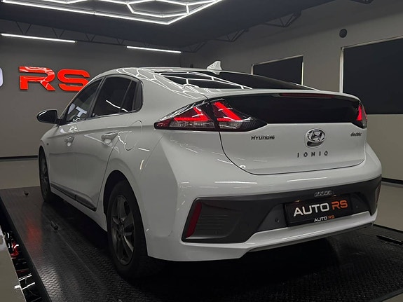 Hyundai IONIQ 9 of 23