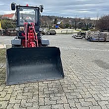 Heracles H280 2 of 3