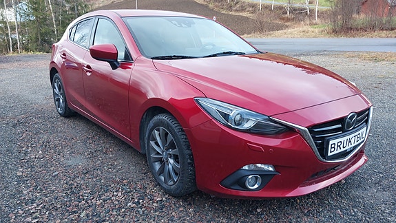 Mazda 3 3 of 5