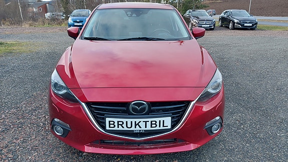 Mazda 3 2 of 5