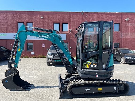 Sunward SWE25UF 2 of 5
