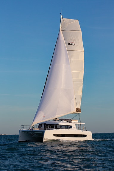 BALI 4.4 katamaran, 3 / 4 lugarer, 3 / 4 bad. Kom innom Båter i Sjøen 27-30/8 8 of 26
