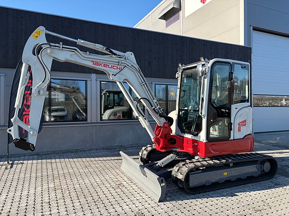 Takeuchi TB350R korthekk, 4år/4000t garanti 2 of 5