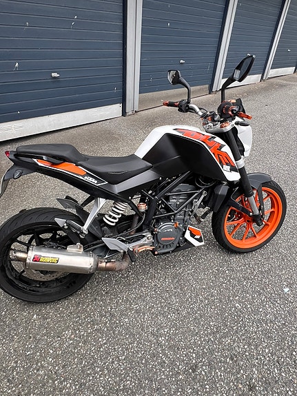 KTM KTM 125 Duke (115) 4 of 7