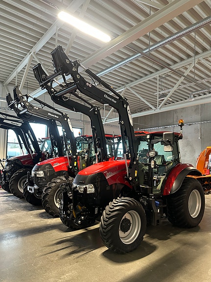 CASE IH 90C FarmallC med komplett laster, fronthyd og PTO!
