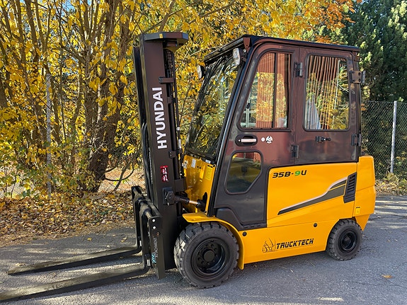 Hyundai 35B-9U