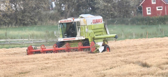 CLAAS Commandor 116 cs 4 of 4