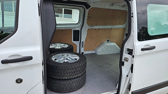 Ford Transit Custom 11 of 20