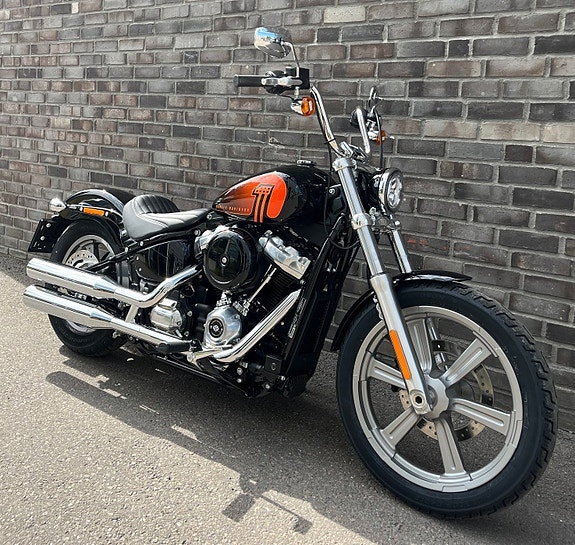 Harley-Davidson FXST Softail Standard 3 of 12