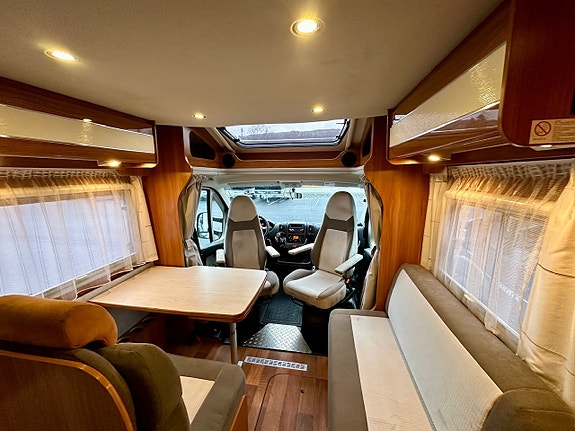 Bilde 14 av Dethleffs MAGIC EDITION T 7151