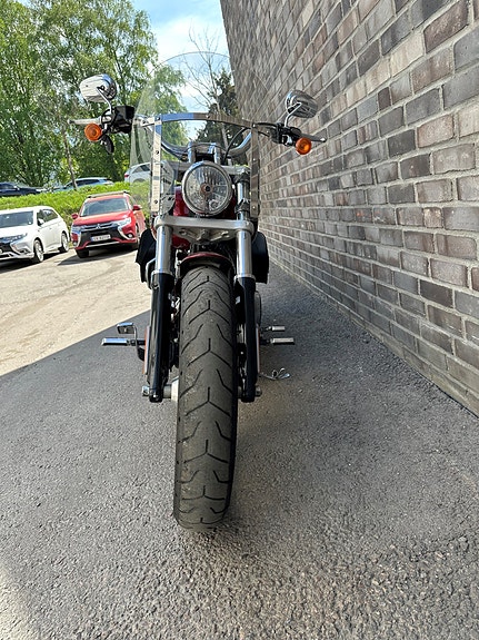 Harley-Davidson FXSB Breakout 7 of 14