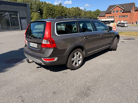 Volvo XC70 6 of 30