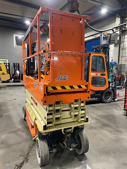 JLG 2032 ES 2 of 4