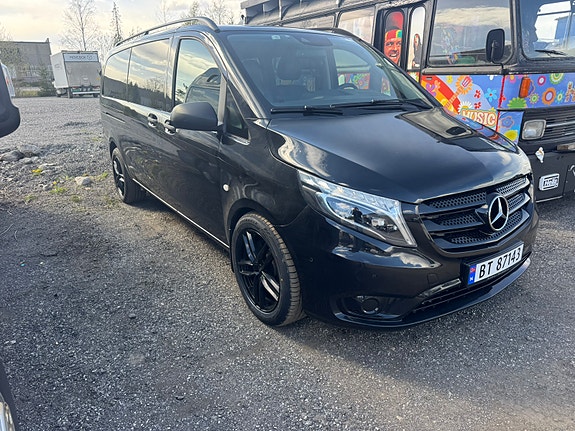 Mercedes-Benz Vito 119 2 of 9