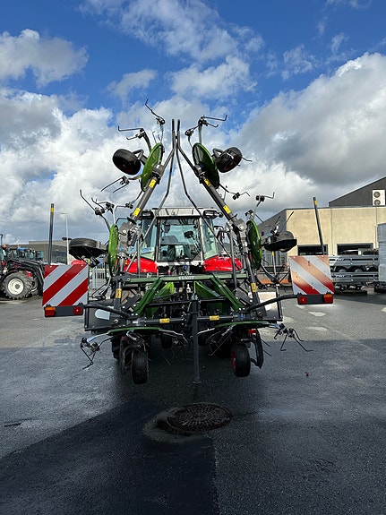 Fendt Lotus 770 5 of 9