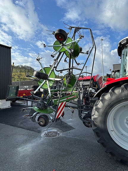 Fendt Lotus 770 6 of 9