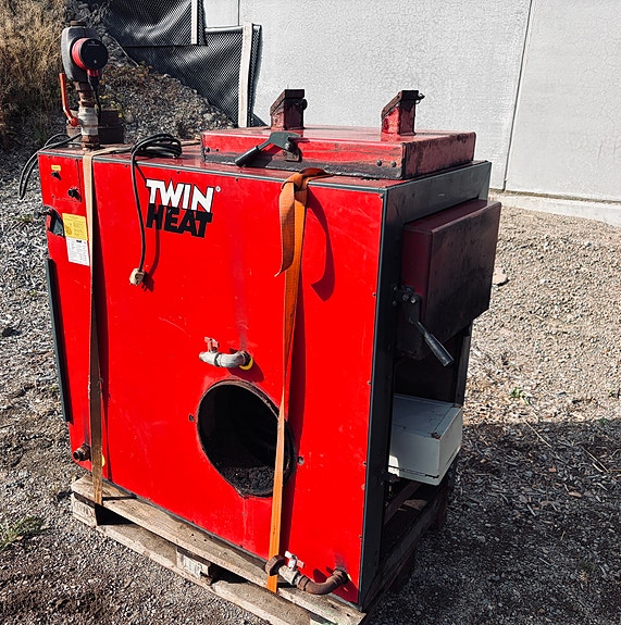 Twin Heat fyringsanlegg / biokjel med styring og diverse tilbehør. 6 of 6