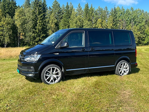 Volkswagen Caravelle 3 of 16