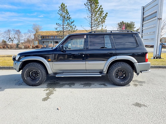 Nissan Patrol 8 of 30