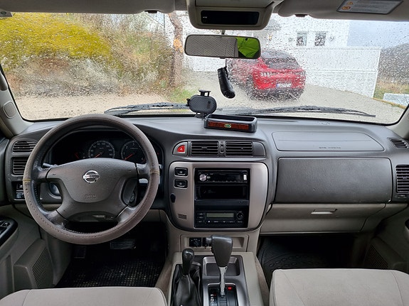 Nissan Patrol 15 of 30