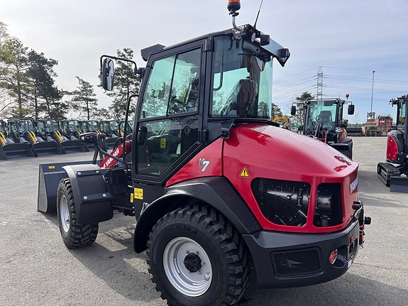 Yanmar V7 11 of 18