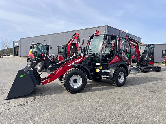 Yanmar V7 9 of 18