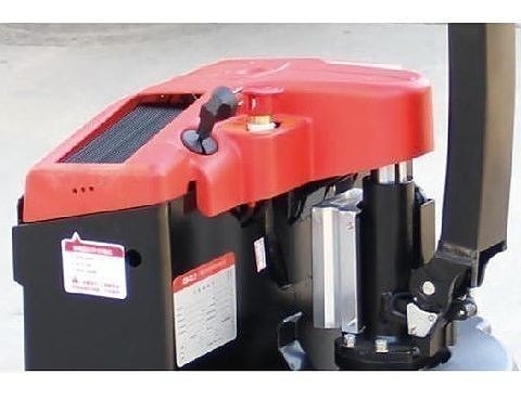 EP Elektrisk pallejekk/Snile med enkel betjening.  Grovt gummidrivhjul. Innebygt lader. 3 of 3