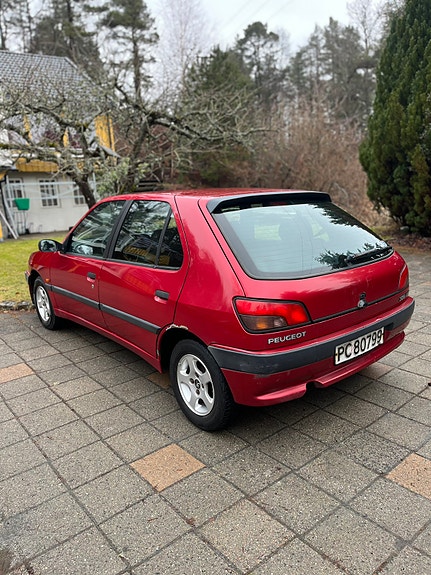 Peugeot 306 3 of 9