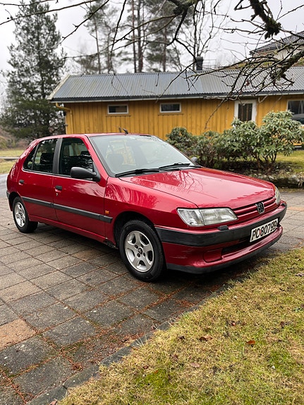 Peugeot 306 7 of 9